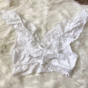 Aerie white lace crop top